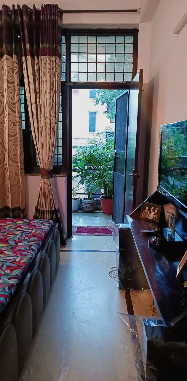 3 BHK builder floor - Image 23