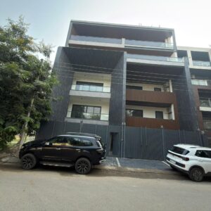 4 BHK Builder Floor in DLF phase 1