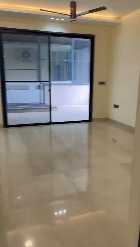 4 BHK builder floor - Image 7