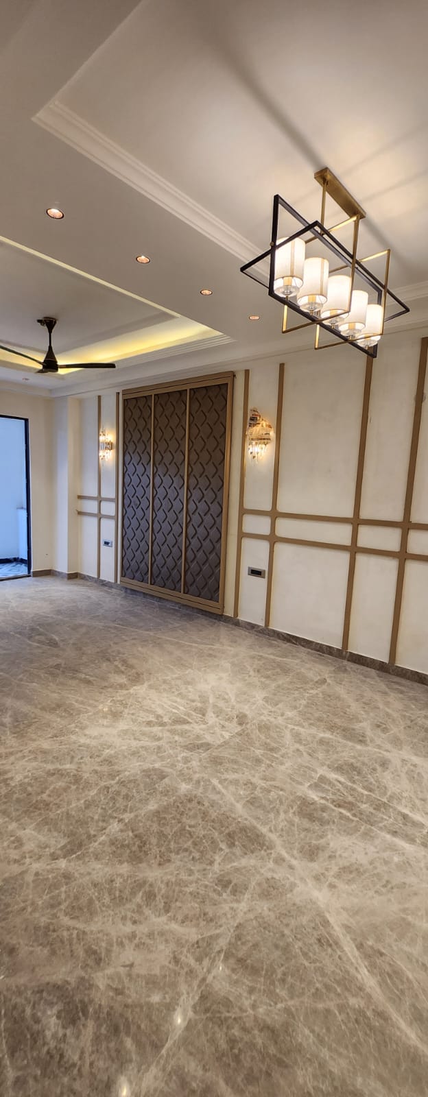 4 BHK builder floor - Image 7