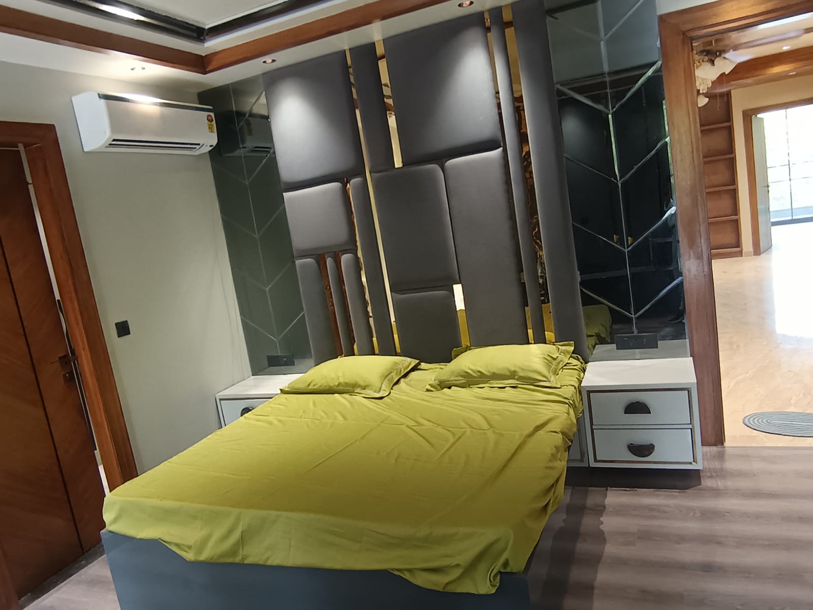 4 BHK builder floor - Image 11