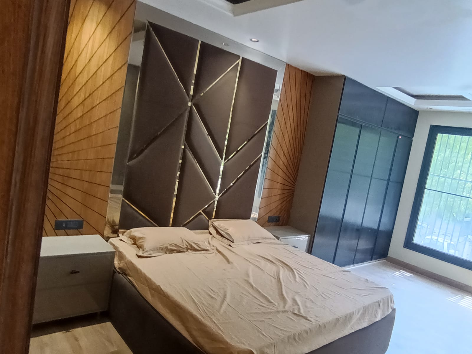 4 BHK builder floor - Image 16