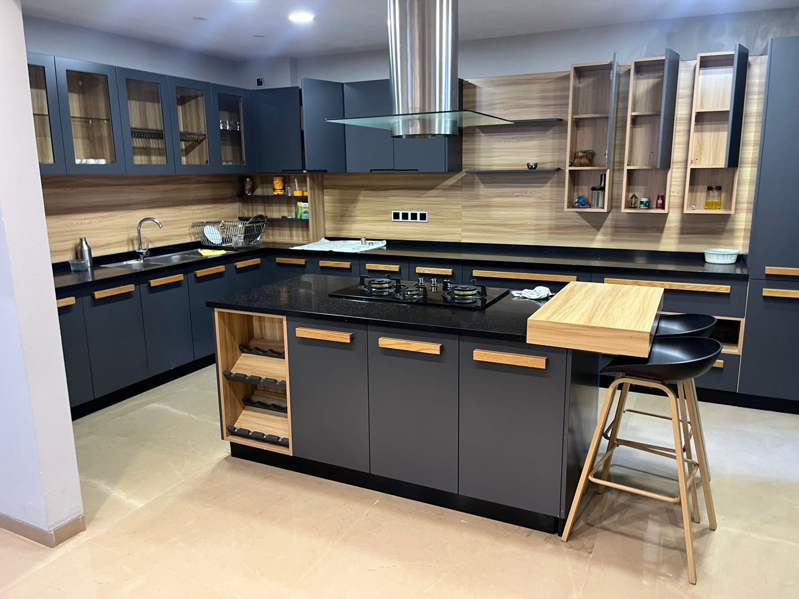 4 BHK builder floor - Image 10