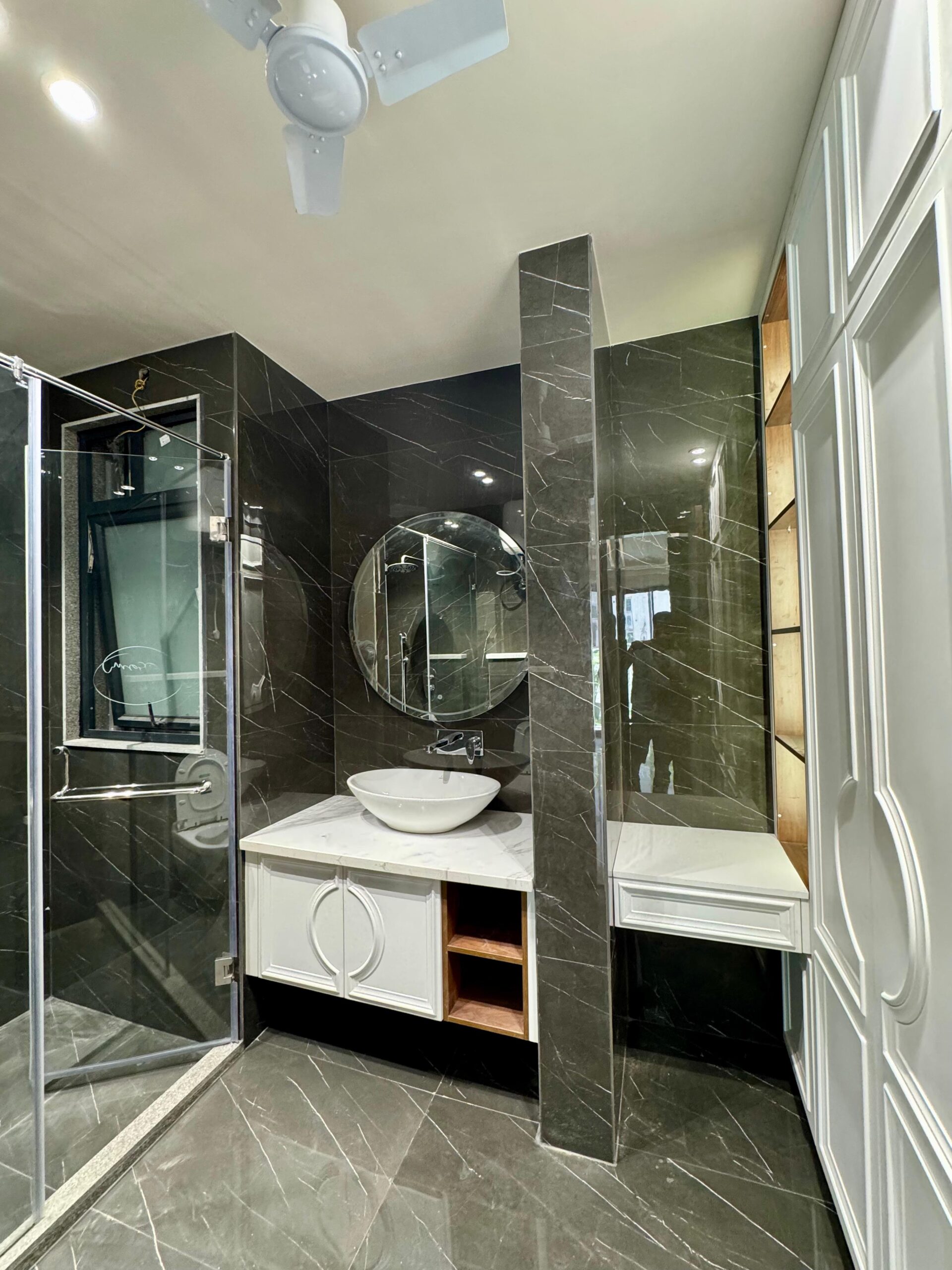 3 BHK builder floor - Image 7