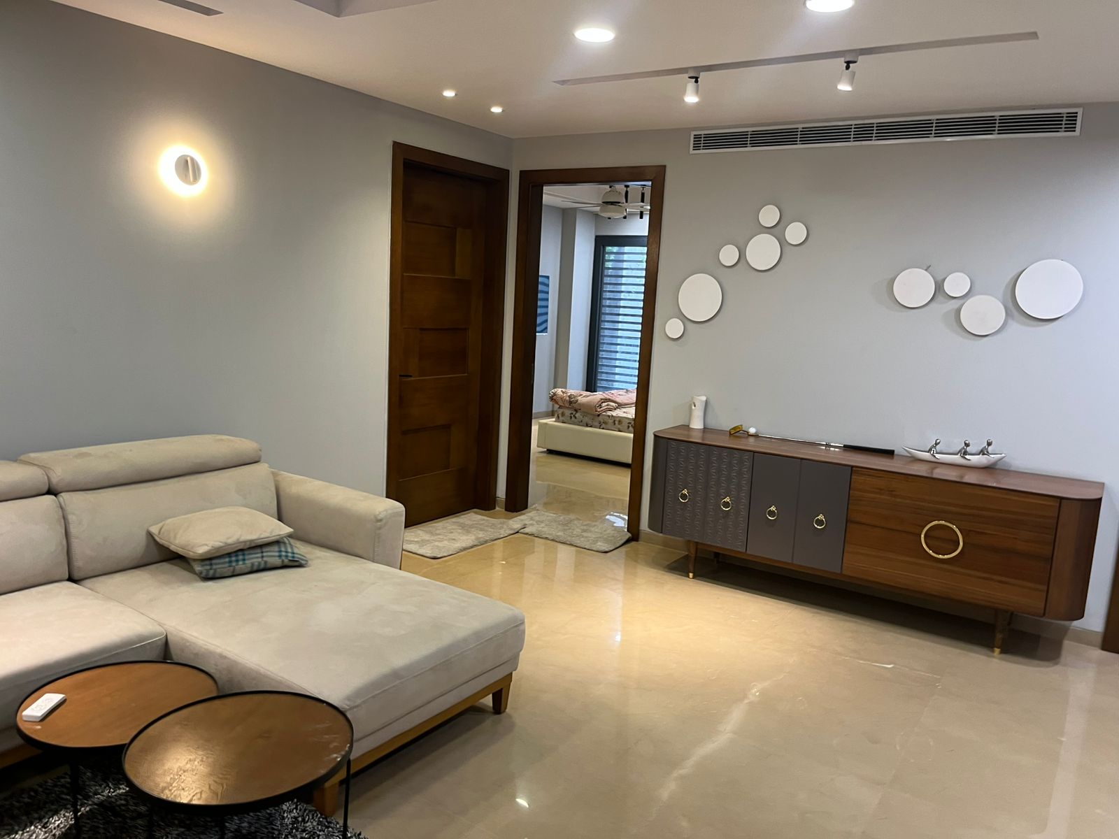 4 BHK builder floor - Image 9