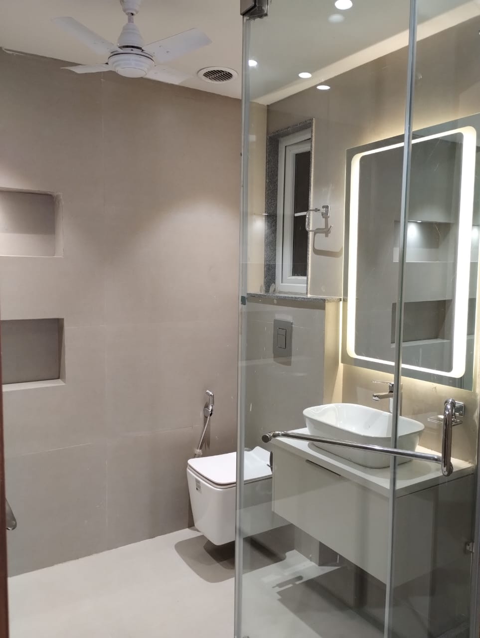 4 BHK builder floor - Image 17