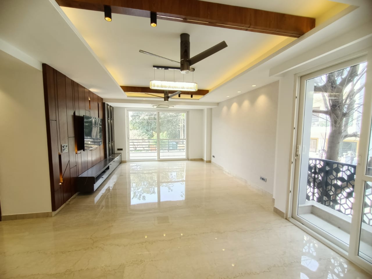 4 BHK builder floor - Image 10