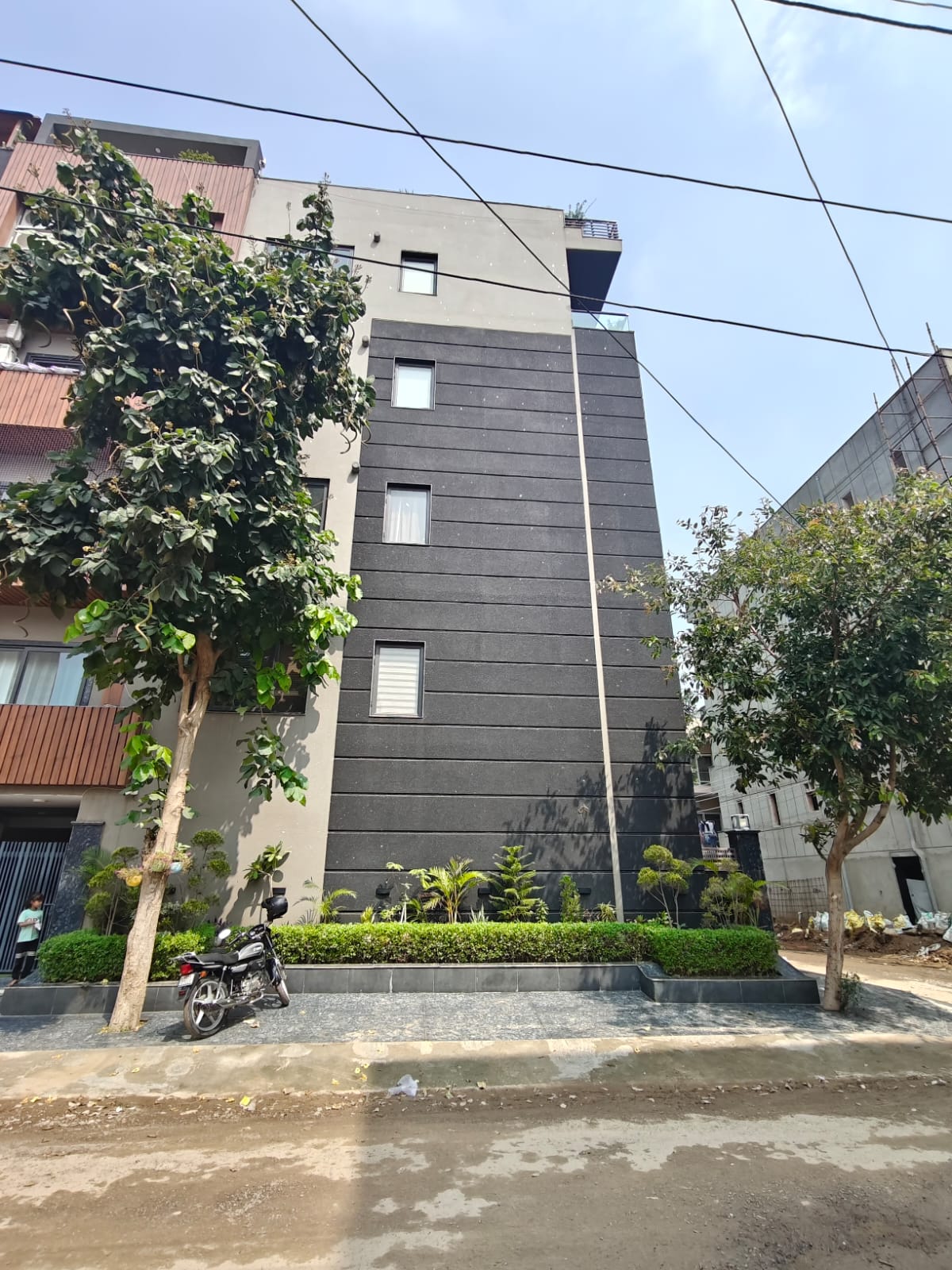 4 BHK builder floor - Image 6