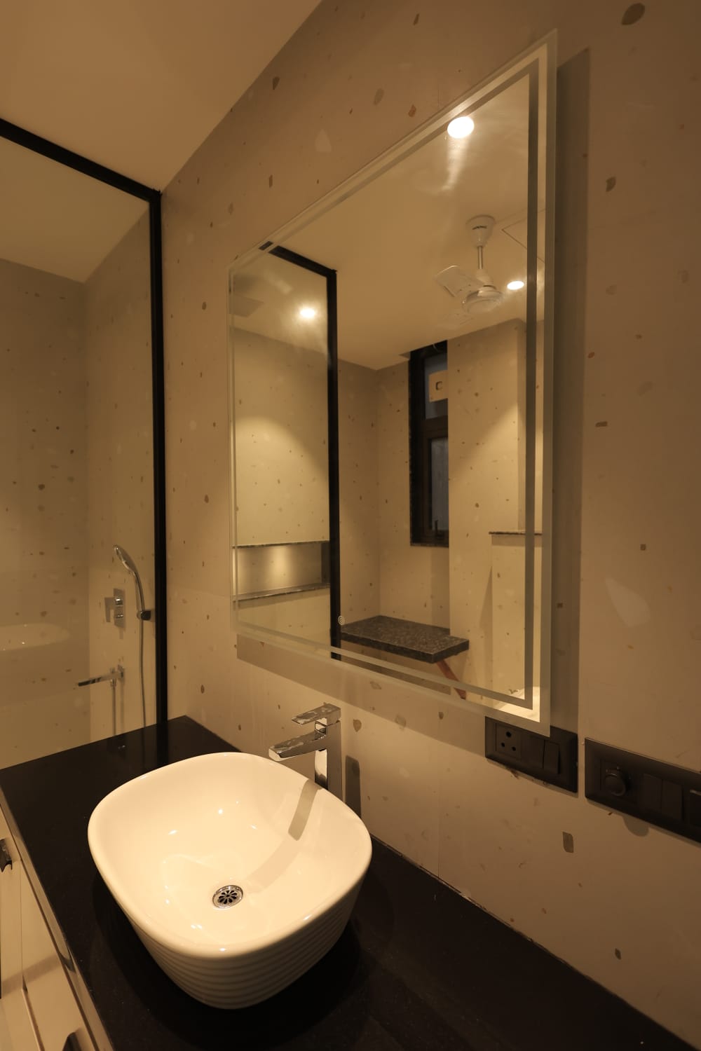 4 BHK builder floor - Image 7