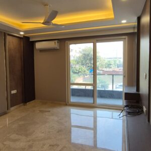 353 Sq. Yd. Luxury Builder Floor