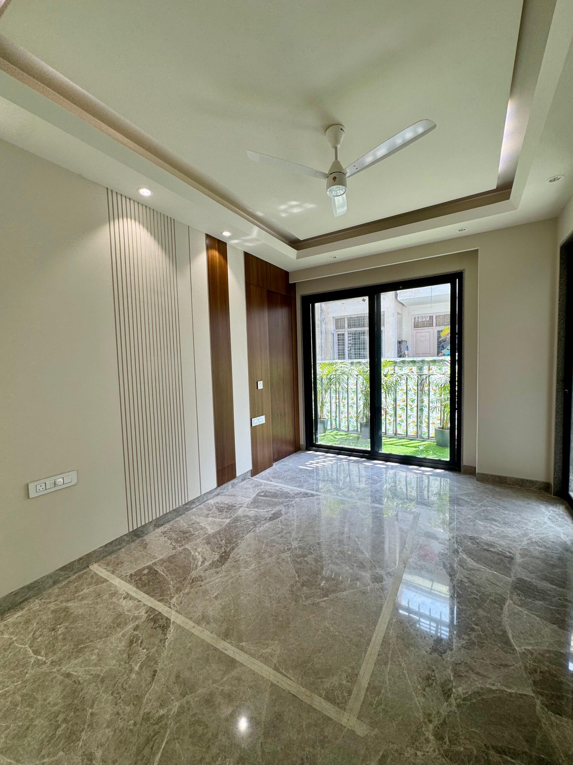 3 BHK builder floor - Image 4