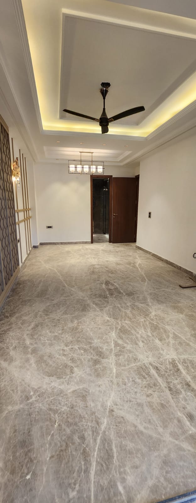4 BHK builder floor - Image 3