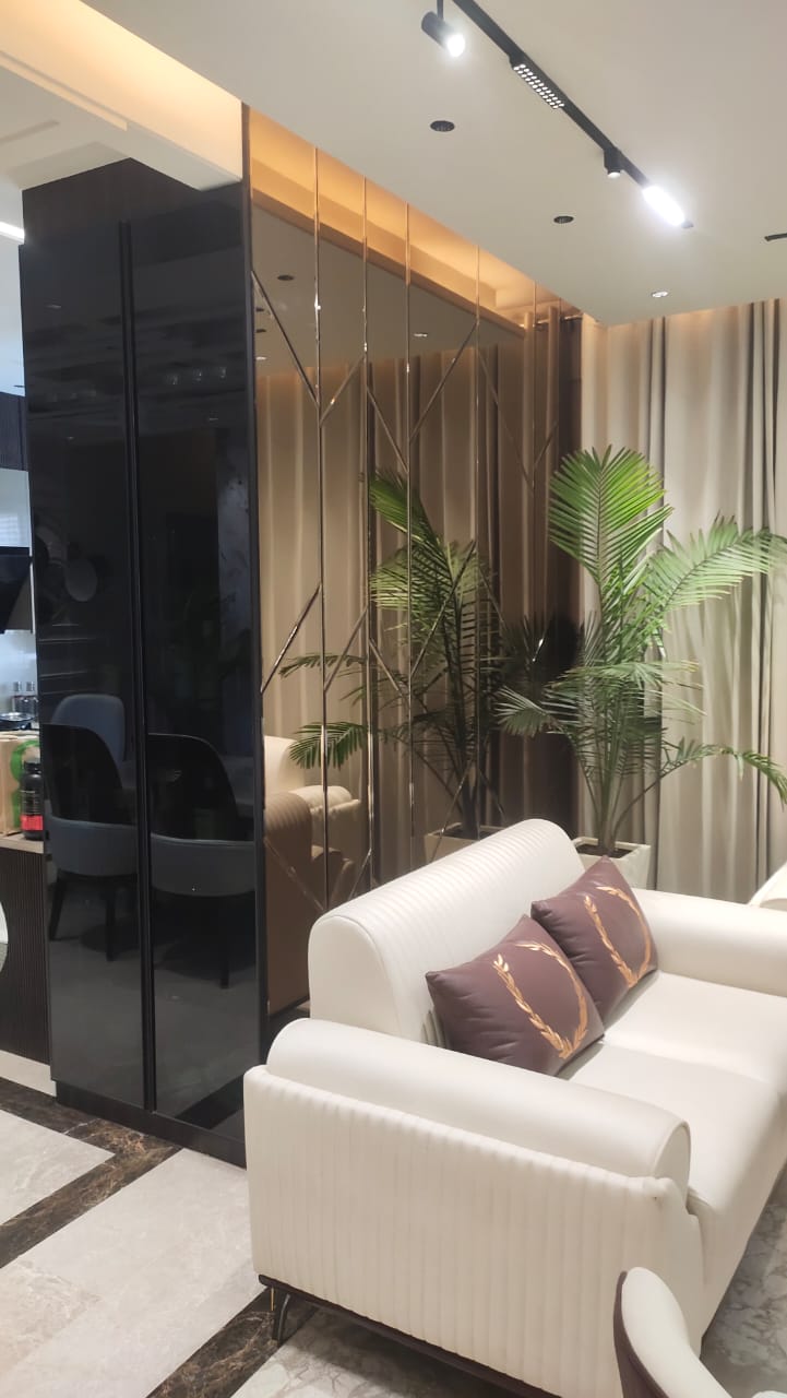 4 BHK builder floor - Image 3