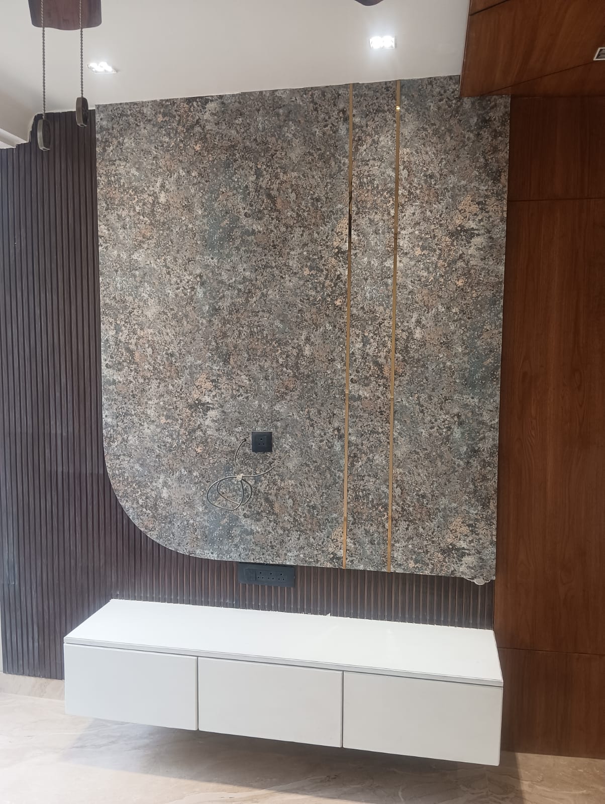 4 BHK builder floor - Image 2