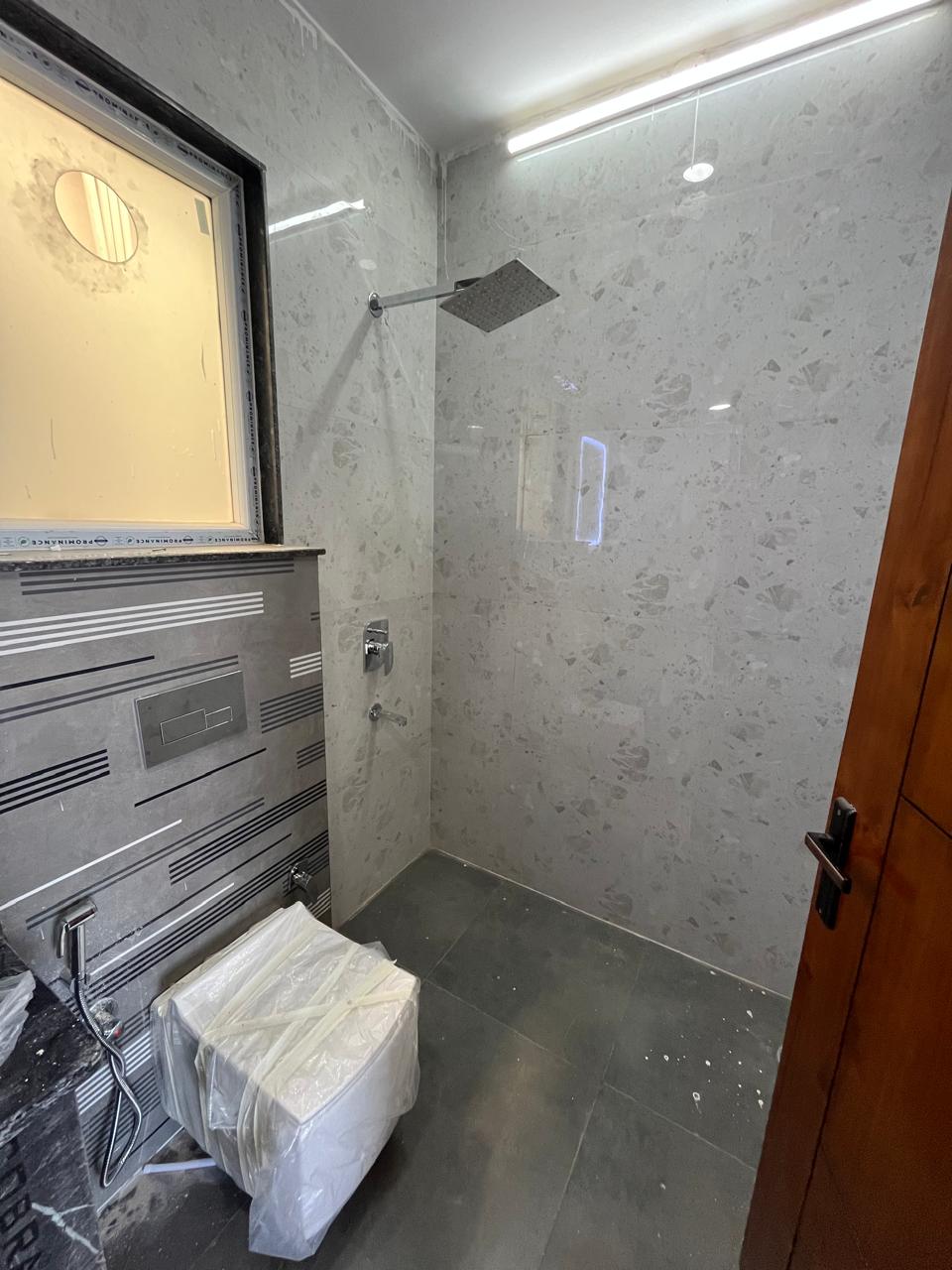 4 BHK builder floor - Image 25