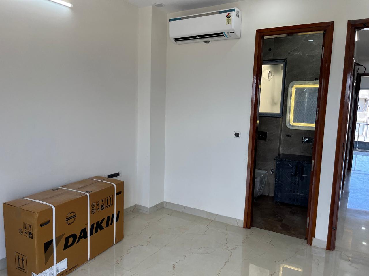 4 BHK builder floor - Image 15