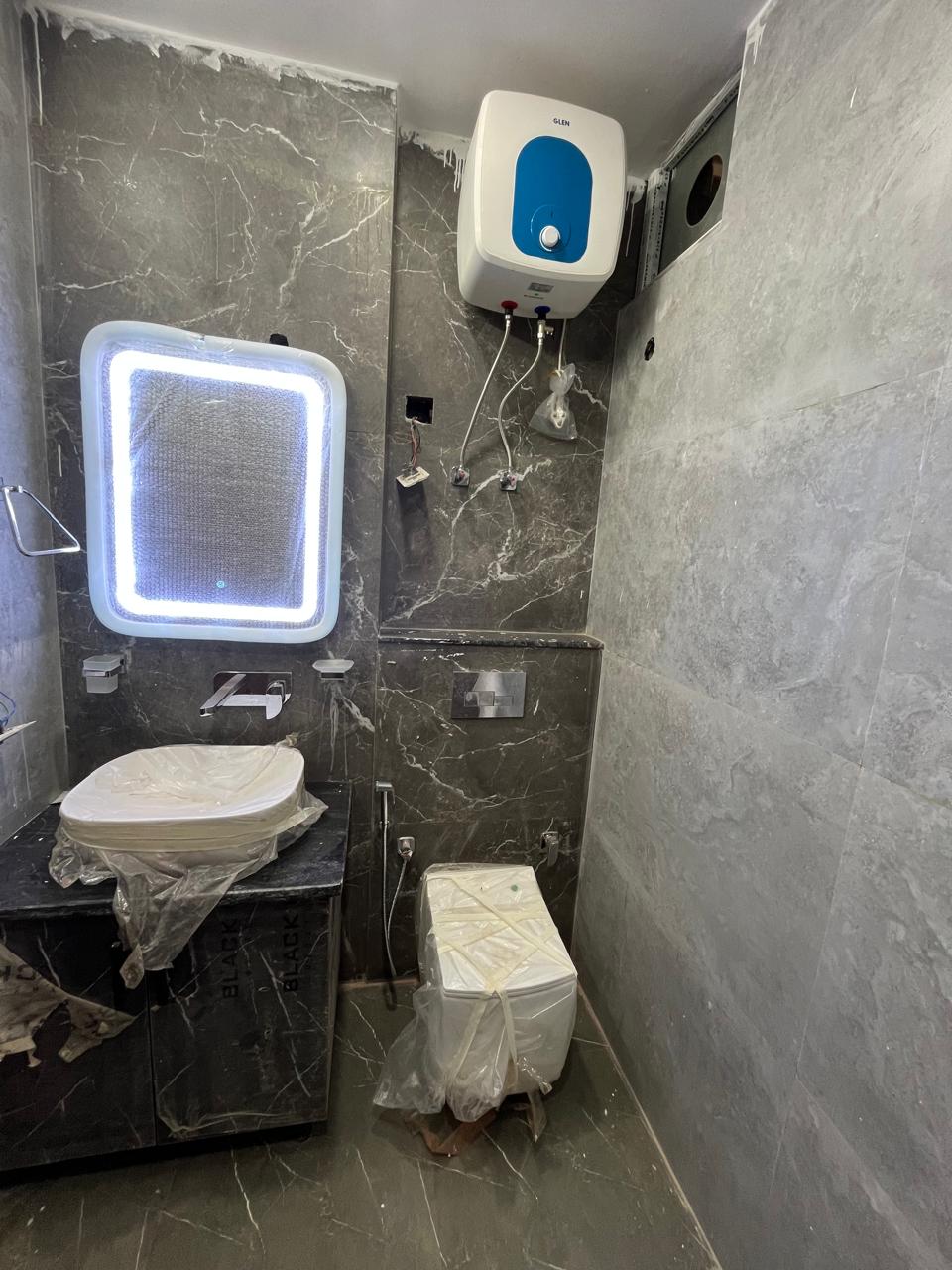 4 BHK builder floor - Image 7